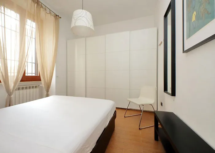 Lovely Trastevere With Amazing Garden Apartment