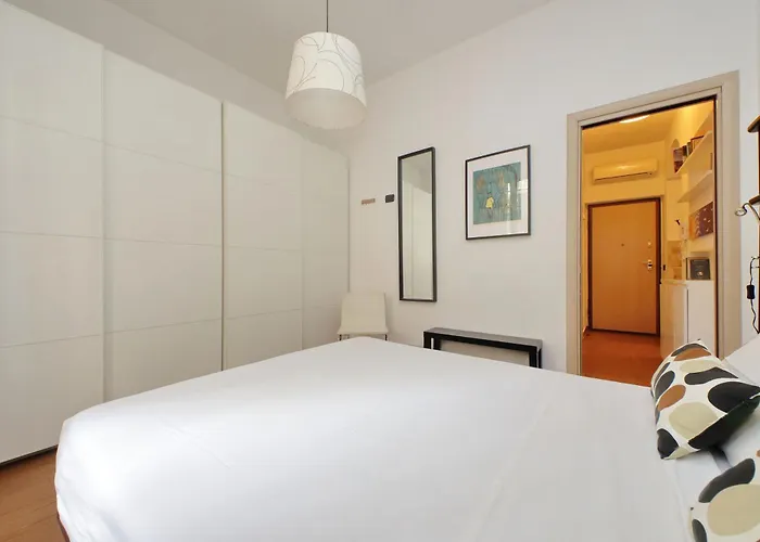 Lovely Trastevere With Amazing Garden Apartment