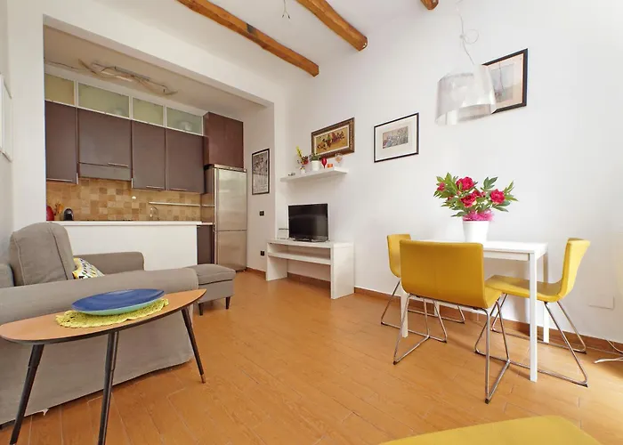 Lovely Trastevere With Amazing Garden *