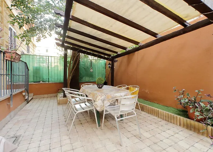 Lovely Trastevere With Amazing Garden Appartement Rome