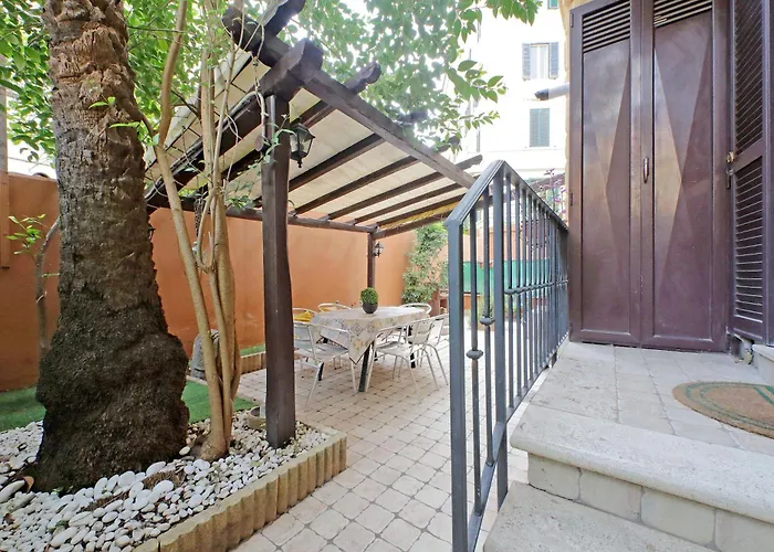 Lovely Trastevere With Amazing Garden Apartment Rom