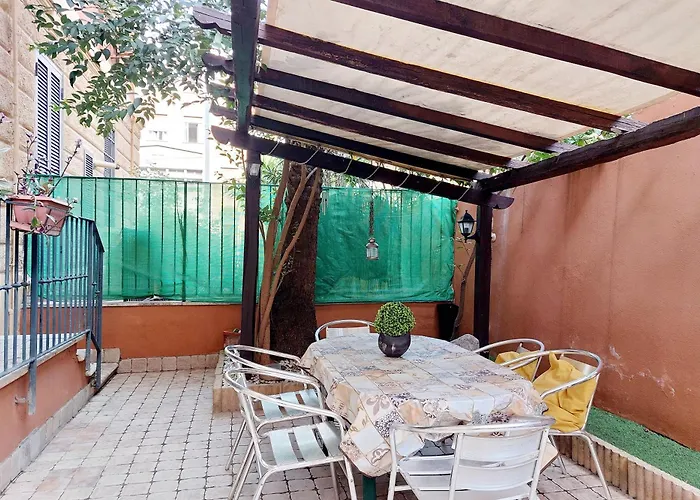 Lovely Trastevere With Amazing Garden Rom